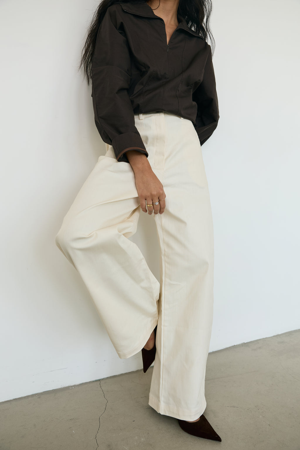 WIDE FORM DENIM PANTS